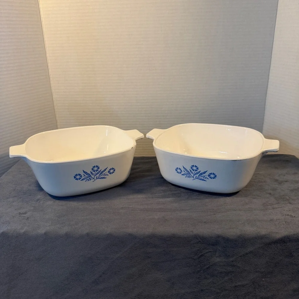 Corning Ware Blue Cornflower 1.5 Qt Casserole Dish Set 2 P-1 1/2-B Vintage USA